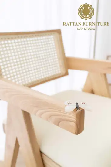 Hình ảnh của Ghế Pierre Jeanneret