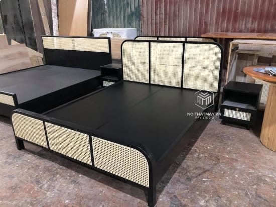 Hình ảnh của Giường Gỗ Sồi Kết Hợp Mây Mắt Cáo GM - 06