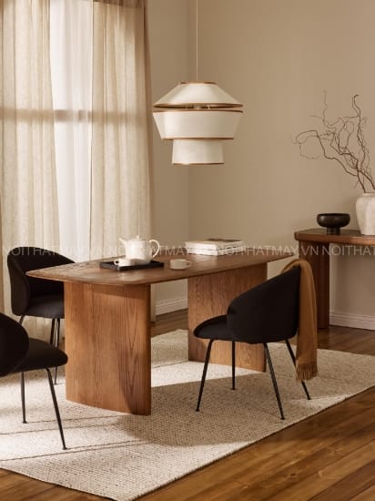 Hình ảnh của BÀN ĂN CHANDLER